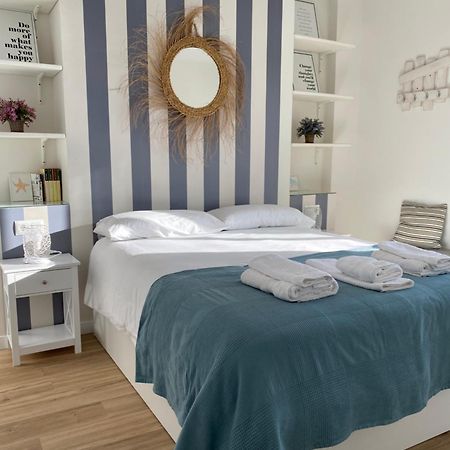 Ferienwohnung Atico Al Sol En Primera Linea De Playa Rota Exterior foto