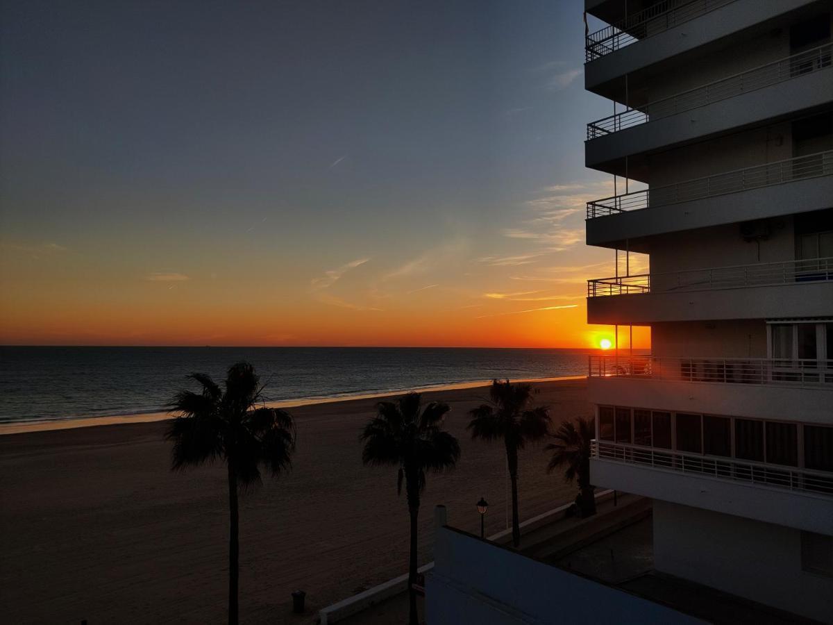Ferienwohnung Atico Al Sol En Primera Linea De Playa Rota Exterior foto