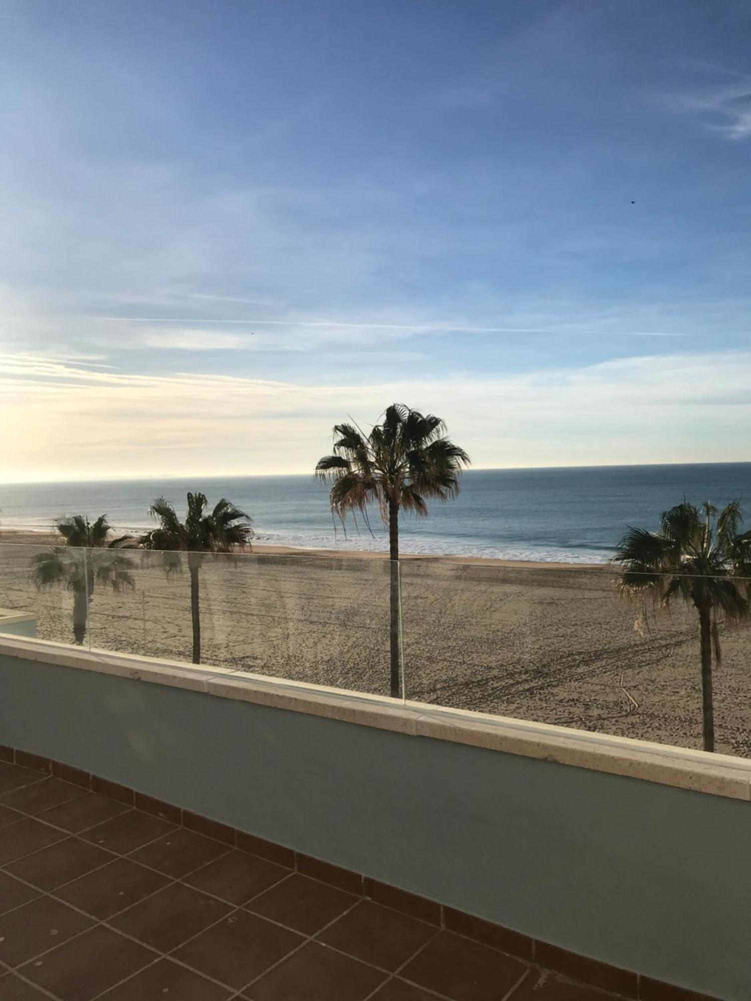 Ferienwohnung Atico Al Sol En Primera Linea De Playa Rota Exterior foto
